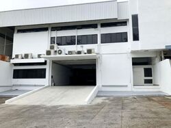 Gul Road (D22), Factory #555028961